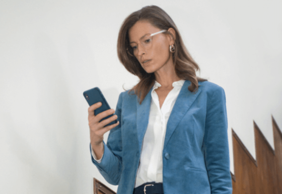 See your phone and be confident walking down stairs with Varilux X series varifocals